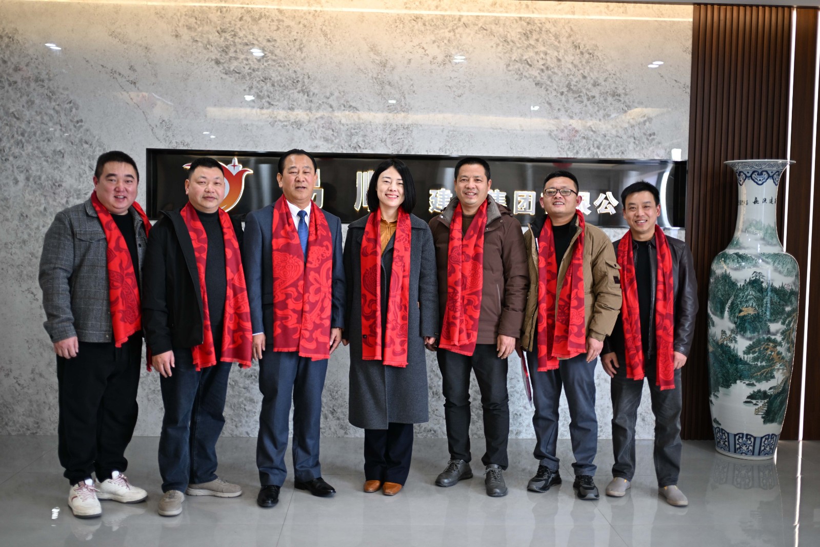 喜報!易順建工集團(tuán)有限公司李易順董事長連任松源街道商會第二屆會長